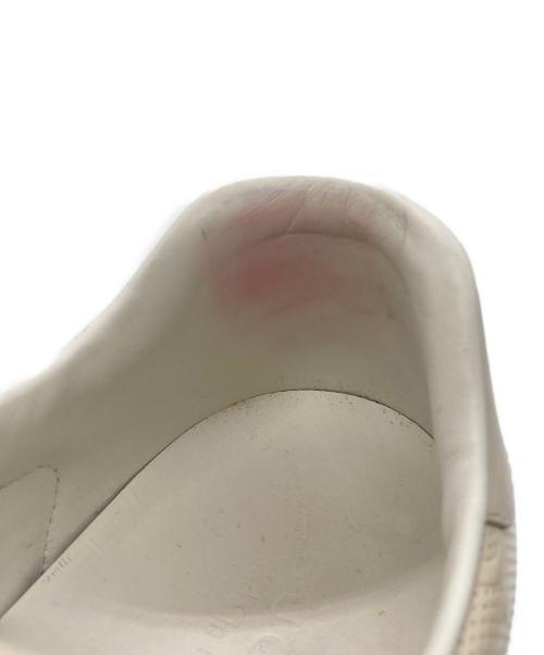 GUCCI（グッチ）GUCCI (グッチ) GGエンボス スニーカー ベージュ サイズ:8の古着・服飾アイテム