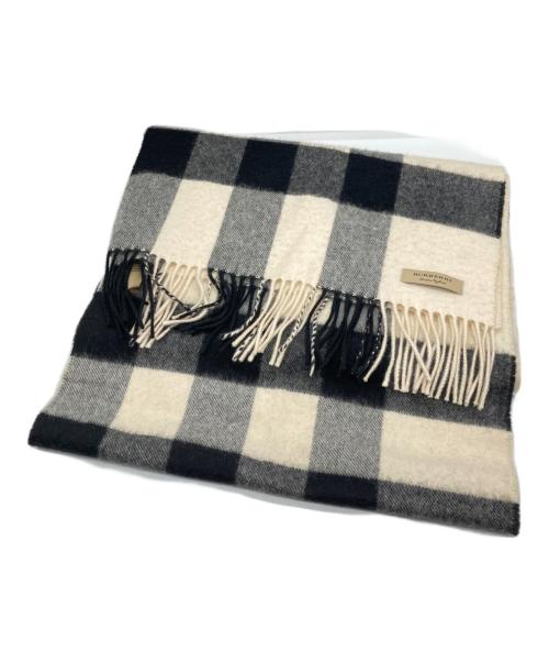 BURBERRY（バーバリー）BURBERRY (バーバリー) カシミヤチェックストール ホワイト×ブラックの古着・服飾アイテム