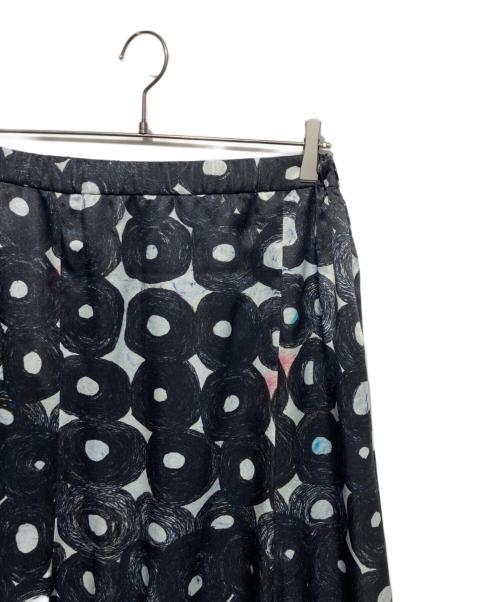 HERALBONY（ヘラルボニー）HERALBONY (ヘラルボニー) サテンスカート 「無題(丸)」 ブラック サイズ:Fの古着・服飾アイテム
