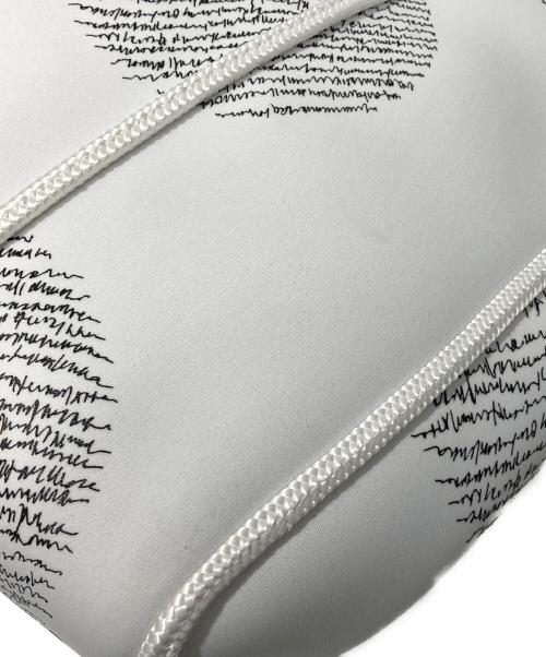 STATE OF ESCAPE（ステイトオブエスケープ）STATE OF ESCAPE (ステイトオブエスケープ) HERALBONY (ヘラルボニー) Flying Solo トートバッグ ホワイトの古着・服飾アイテム