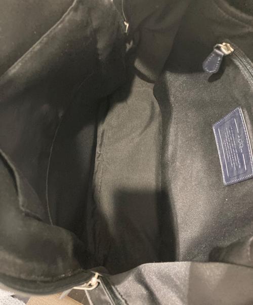 COACH（コーチ）COACH (コーチ) シグネチャーリュック ネイビーの古着・服飾アイテム