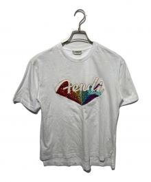 FENDI（フェンディ）の古着「スパンコールロゴTシャツ」｜ホワイト