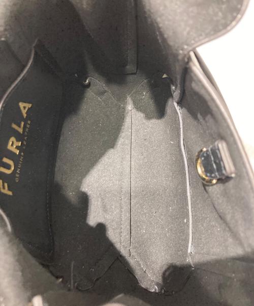 FURLA（フルラ）FURLA (フルラ) GILDA MINI TOTE ベージュの古着・服飾アイテム