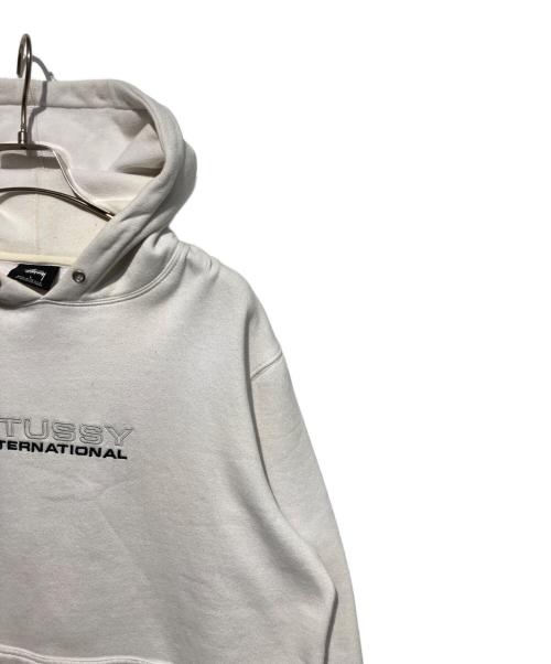 stussy（ステューシー）stussy (ステューシー) プルオーバーパーカー ホワイト サイズ:Lの古着・服飾アイテム