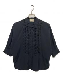 UNITED ARROWS TOKYO（ユナイテッドアローズトウキョウ）の古着「タック フリルVネック ハーフスリーブ ブラウス」｜ネイビー