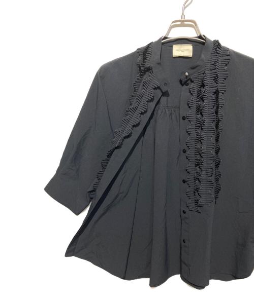 UNITED ARROWS TOKYO（ユナイテッドアローズトウキョウ）UNITED ARROWS TOKYO (ユナイテッドアローズトウキョウ) タック フリルVネック ハーフスリーブ ブラウス ネイビー サイズ:不明の古着・服飾アイテム