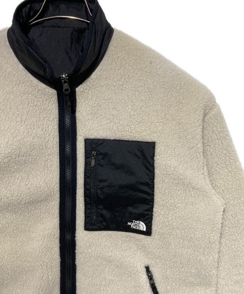 THE NORTH FACE（ザ ノース フェイス）THE NORTH FACE (ザ ノース フェイス) リバーシブルエクストリームパイルフリースジャケット アイボリー×ブラック サイズ:Mの古着・服飾アイテム
