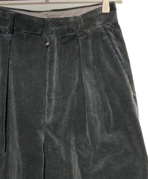 6(ROKU) BEAUTY&YOUTH（ロク ビューティーアンドユース）6(ROKU) BEAUTY&YOUTH (ロク ビューティーアンドユース) コットンコーデュロイパンツ ダークグレー サイズ:32の古着・服飾アイテム