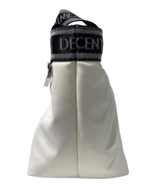 DESCENTE（デサント）DESCENTE (デサント) ラウンドバッグ ホワイトの古着・服飾アイテム