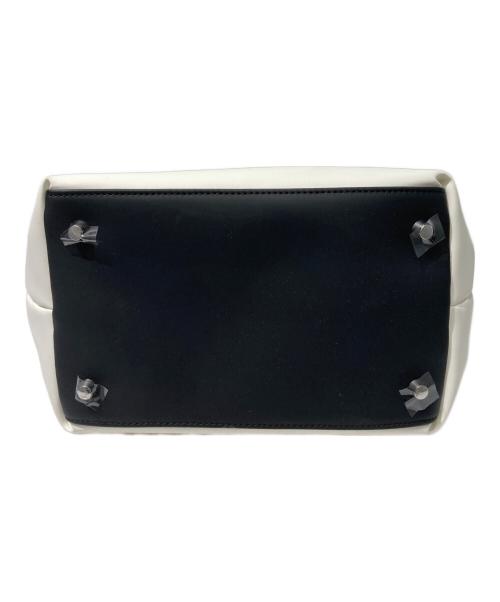 DESCENTE（デサント）DESCENTE (デサント) ラウンドバッグ ホワイトの古着・服飾アイテム