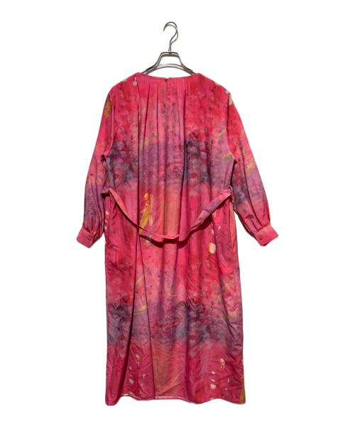 HERALBONY（ヘラルボニー）HERALBONY (ヘラルボニー) クルーネックワンピース「忘れ物」 ピンク サイズ:Fの古着・服飾アイテム