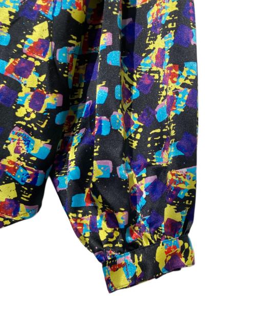 HERALBONY（ヘラルボニー）HERALBONY (ヘラルボニー) サテンボウタイブラウス「タイトル不明」 ブラック サイズ:Fの古着・服飾アイテム