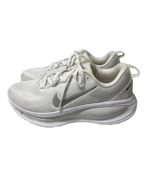 NIKE（ナイキ）NIKE (ナイキ) VOMERO 18 ローカットスニーカー ホワイト サイズ:27の古着・服飾アイテム