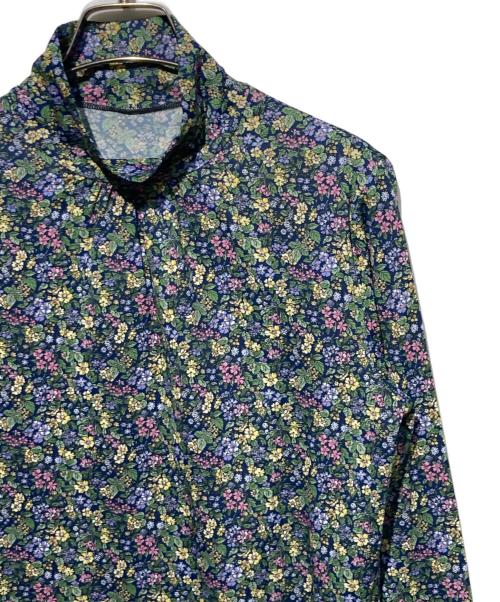 Leilian（レリアン）LEILIAN (レリアン) フラワープリントパワーネットカットソー グリーン サイズ:9の古着・服飾アイテム