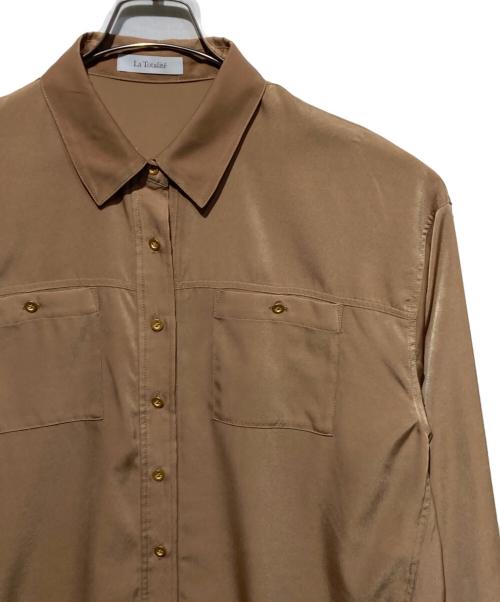 La TOTALITE（ラ ト―タリテ）La TOTALITE (ラ ト―タリテ) シュシュSETピーチサテン起毛シャツ ベージュ サイズ:Freeの古着・服飾アイテム