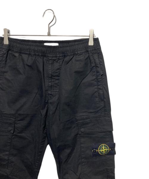 STONE ISLAND（ストーンアイランド）STONE ISLAND (ストーンアイランド) コットンギャバジンカーゴパンツ ブラック サイズ:30の古着・服飾アイテム
