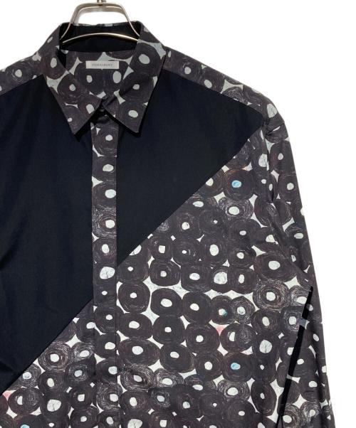 HERALBONY（ヘラルボニー）HERALBONY (ヘラルボニー) デザインシャツ（ショルダー切替） ブラック サイズ:Freeの古着・服飾アイテム