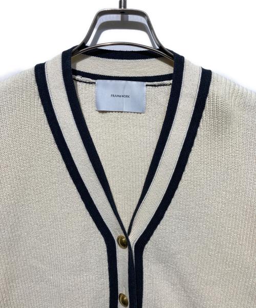 FRAMeWORK（フレームワーク）FRAMeWORK (フレームワーク) ライン畦ニットカーディガン アイボリー サイズ:FREEの古着・服飾アイテム