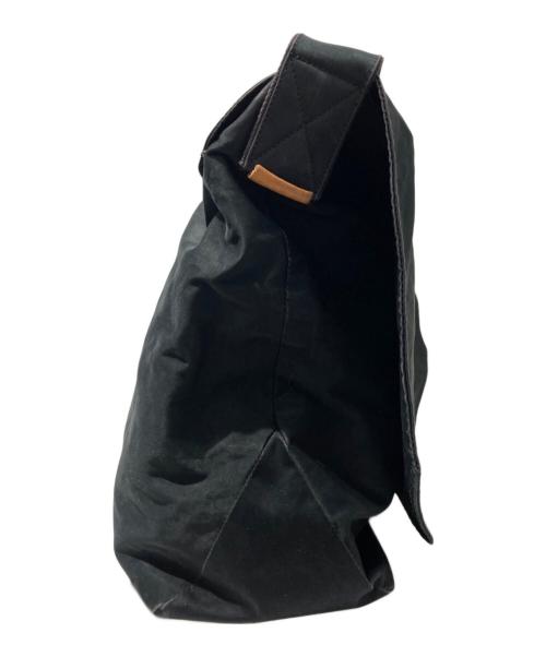 HENDER SCHEME（エンダースキーマ）HENDER SCHEME (エンダースキーマ) flap shoulder big メッセンジャーバッグ ブラックの古着・服飾アイテム