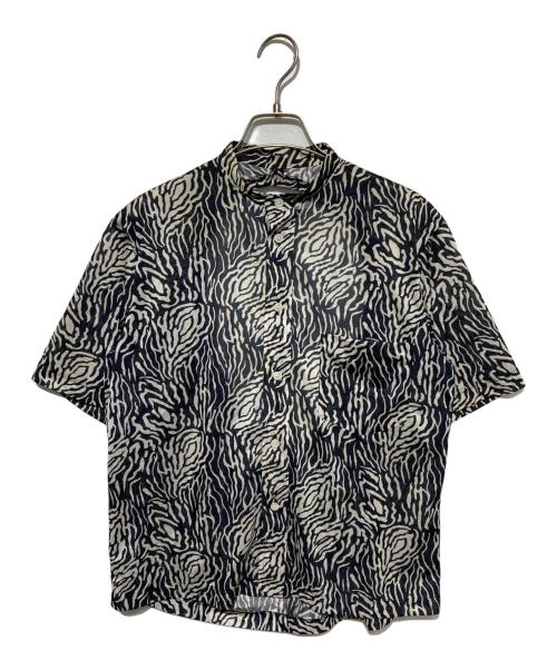 TOGA ARCHIVES（トーガアーカイブス）TOGA ARCHIVES (トーガアーカイブス) Print shirt バックオープン総柄シャツ ブラック サイズ:36の古着・服飾アイテム