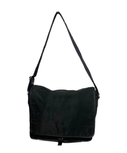 PRADA（プラダ）PRADA (プラダ) ナイロンメッセンジャーバッグ ブラックの古着・服飾アイテム