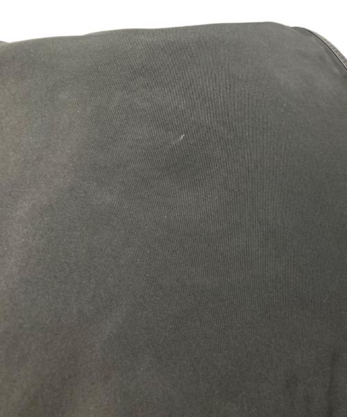 PRADA（プラダ）PRADA (プラダ) ナイロンメッセンジャーバッグ ブラックの古着・服飾アイテム