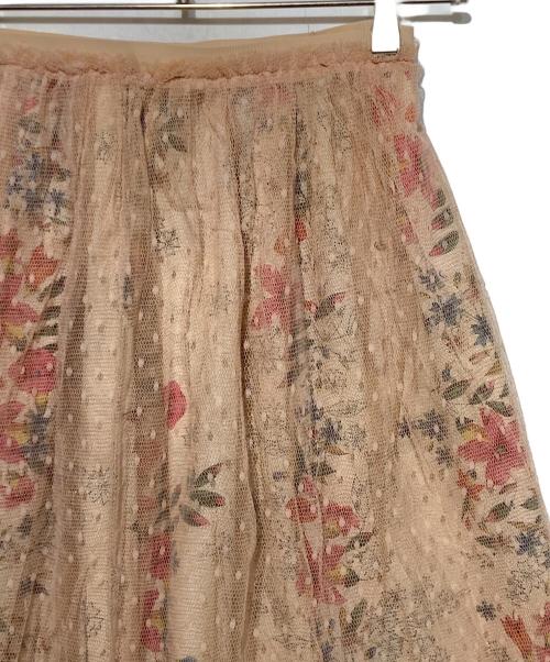 RED VALENTINO（レッドヴァレンティノ）RED VALENTINO (レッドヴァレンティノ) フラワープリントチュールスカート ベージュ サイズ:36の古着・服飾アイテム
