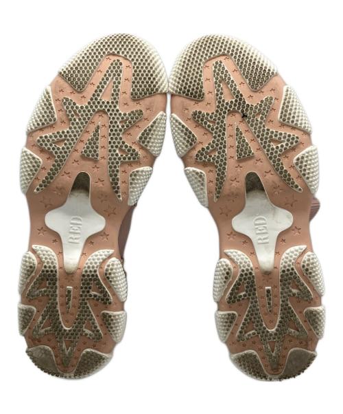 RED VALENTINO（レッドヴァレンティノ）RED VALENTINO (レッドヴァレンティノ) スタッズ装飾ストレッチニット スニーカー ピンク サイズ:38の古着・服飾アイテム