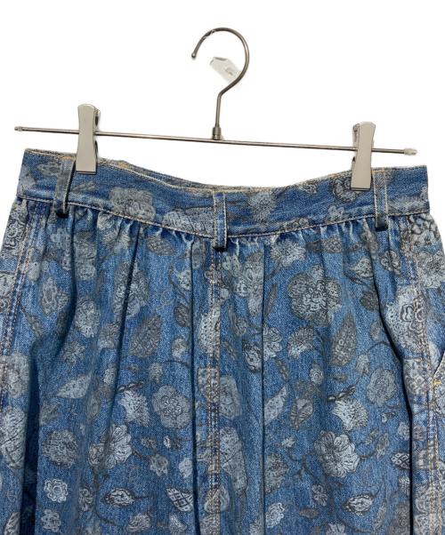 CHANEL（シャネル）CHANEL (シャネル) ココマーク・フラワープリント デニムスカート ブルー サイズ:34の古着・服飾アイテム