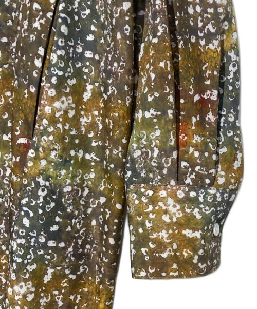 HERALBONY（ヘラルボニー）HERALBONY (ヘラルボニー) シャツワンピース「秋」 カーキ サイズ:Fの古着・服飾アイテム