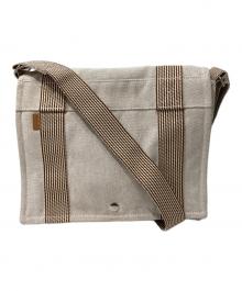 HERMES（エルメス）の古着「ニューフールトゥ バサスPM ショルダーバッグ」｜ベージュ