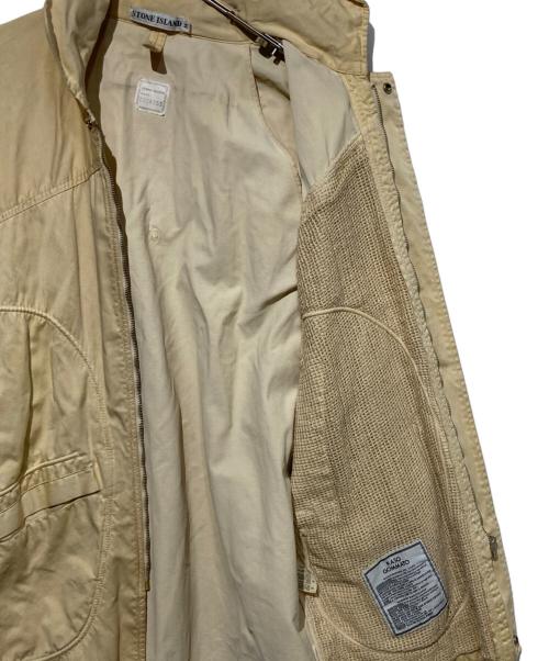 STONE ISLAND（ストーンアイランド）STONE ISLAND (ストーンアイランド) ガーメントダイフーデットジャケット ベージュ サイズ:Mの古着・服飾アイテム
