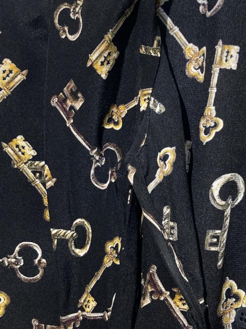 DOLCE & GABBANA（ドルチェ＆ガッバーナ）DOLCE & GABBANA (ドルチェ＆ガッバーナ) 総柄ボウタイブラウス ブラック サイズ:42の古着・服飾アイテム