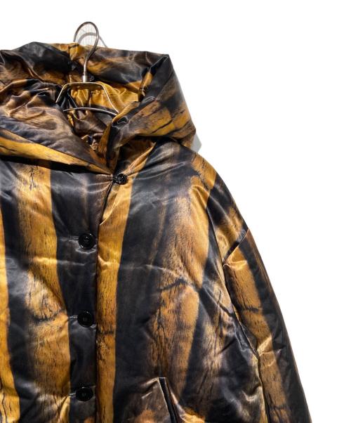 MM6 Maison Margiela（エムエムシックスメゾンマルジェラ）MM6 Maison Margiela (エムエムシックスメゾンマルジェラ) ファープリントダウンジャケット ブラウン サイズ:38の古着・服飾アイテム