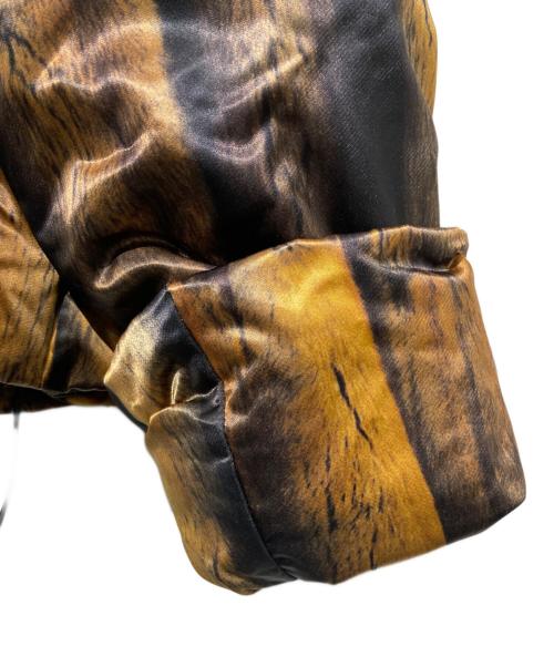 MM6 Maison Margiela（エムエムシックスメゾンマルジェラ）MM6 Maison Margiela (エムエムシックスメゾンマルジェラ) ファープリントダウンジャケット ブラウン サイズ:38の古着・服飾アイテム