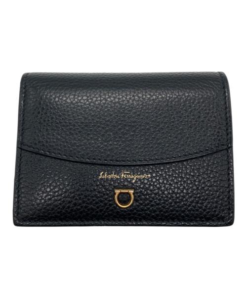 Salvatore Ferragamo（サルヴァトーレ フェラガモ）Salvatore Ferragamo (サルヴァトーレ フェラガモ) ガンチーニ コンパクトウォレット ブラックの古着・服飾アイテム