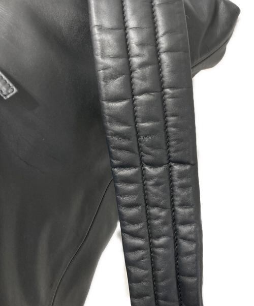 BOTTEGA VENETA（ボッテガベネタ）BOTTEGA VENETA (ボッテガベネタ) レザーバックパック ブラックの古着・服飾アイテム