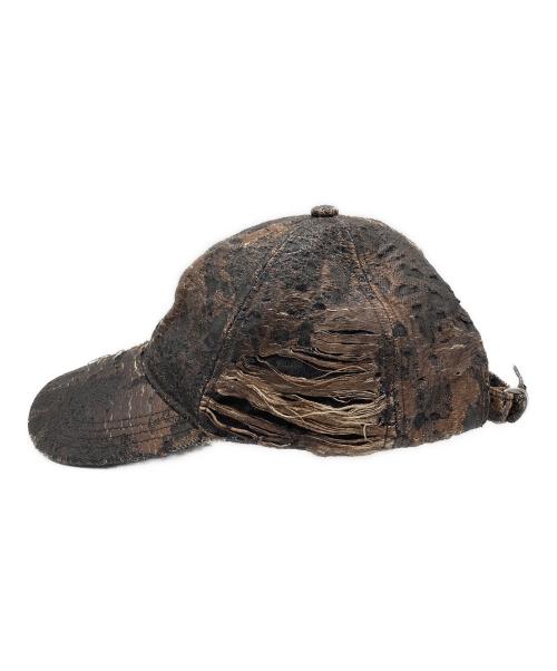 Acne studios（アクネ ストゥディオス）ACNE STUDIOS (アクネ ストゥディオス) ディストレストモノグラムキャップ ブラウンの古着・服飾アイテム