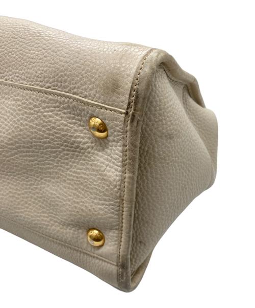 PRADA（プラダ）PRADA (プラダ) レザートートバッグ アイボリーの古着・服飾アイテム