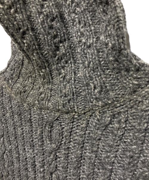 Yohji Yamamoto pour homme（ヨウジヤマモト プールオム）Yohji Yamamoto pour homme (ヨウジヤマモト プールオム) タートルネックケーブルニット グレー サイズ:Mの古着・服飾アイテム