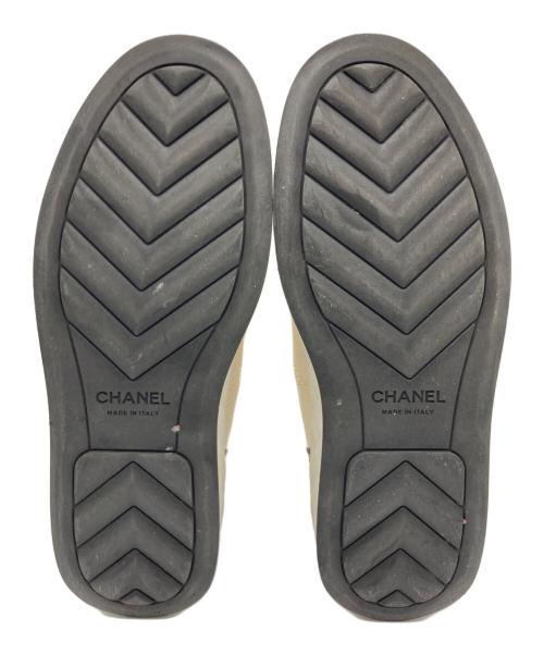 CHANEL（シャネル）CHANEL (シャネル) ムートンブーツ ホワイト サイズ:41の古着・服飾アイテム