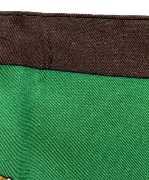 HERMES（エルメス）HERMES (エルメス) カレ90 シルクスカーフ ブラウン×グリーン サイズ:　の古着・服飾アイテム