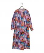 HERALBONYヘラルボニー）の古着「クルーネックワンピース「I like music. I like dancing.」」｜パープル