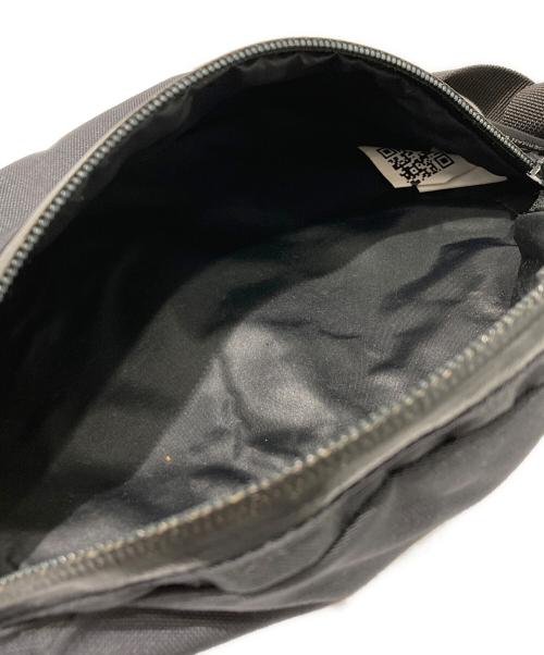 basiack（バジャック）basiack (バジャック) ボディーバッグ ブラックの古着・服飾アイテム