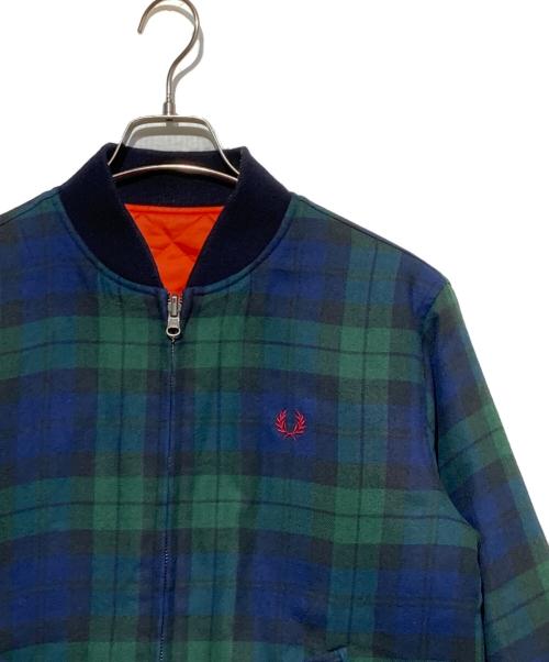FRED PERRY（フレッドペリー）FRED PERRY (フレッドペリー) リバーシブルブルゾン グリーン×ネイビー サイズ:Sの古着・服飾アイテム