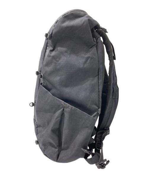 and wander（アンドワンダー）and wander (アンドワンダー) ヘザーバックパック ブラックの古着・服飾アイテム