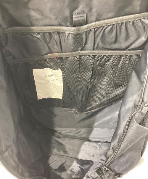 and wander（アンドワンダー）and wander (アンドワンダー) ヘザーバックパック ブラックの古着・服飾アイテム