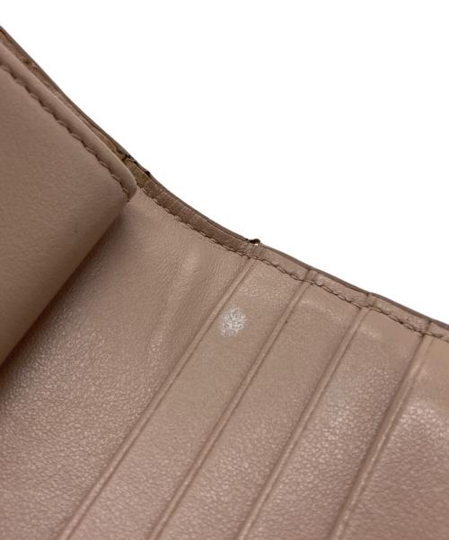 PRADA（プラダ）PRADA (プラダ) コンパクトウォレット ベージュの古着・服飾アイテム