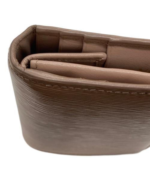 PRADA（プラダ）PRADA (プラダ) コンパクトウォレット ベージュの古着・服飾アイテム