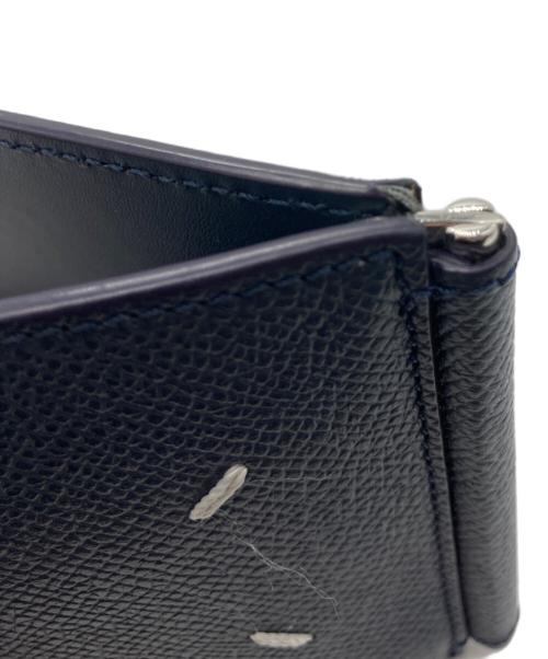 Maison Margiela（メゾンマルジェラ）Maison Margiela (メゾンマルジェラ) グレインレザー マネークリップ ネイビーの古着・服飾アイテム